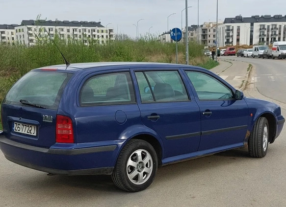 Skoda Octavia cena 4500 przebieg: 371000, rok produkcji 1998 z Szczecin małe 79